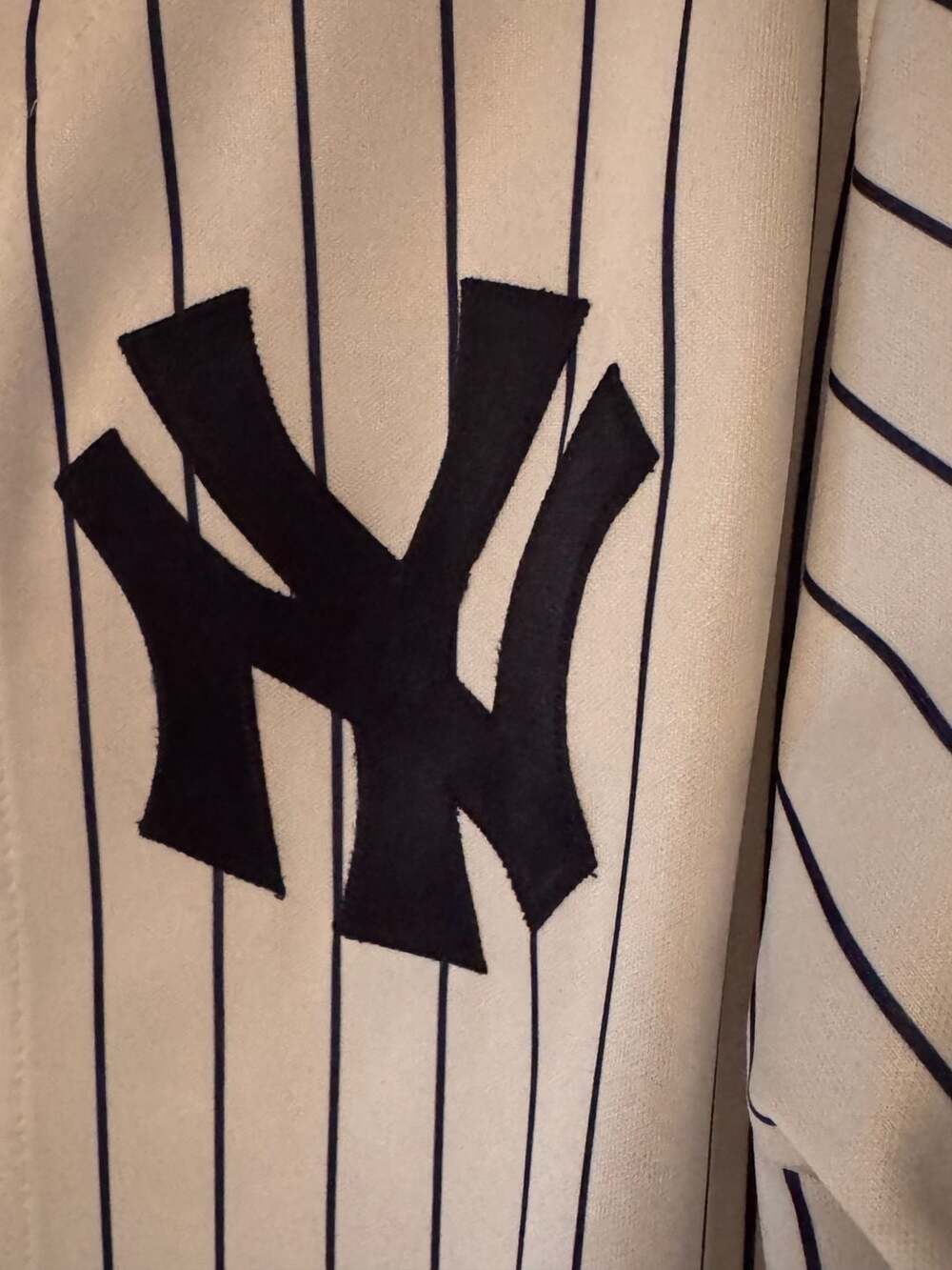 Vintage Derek Jeter NY Yankees Majestic Jersey #2 Pinstripe MLB Baseball Size L - Picture 6 of 10